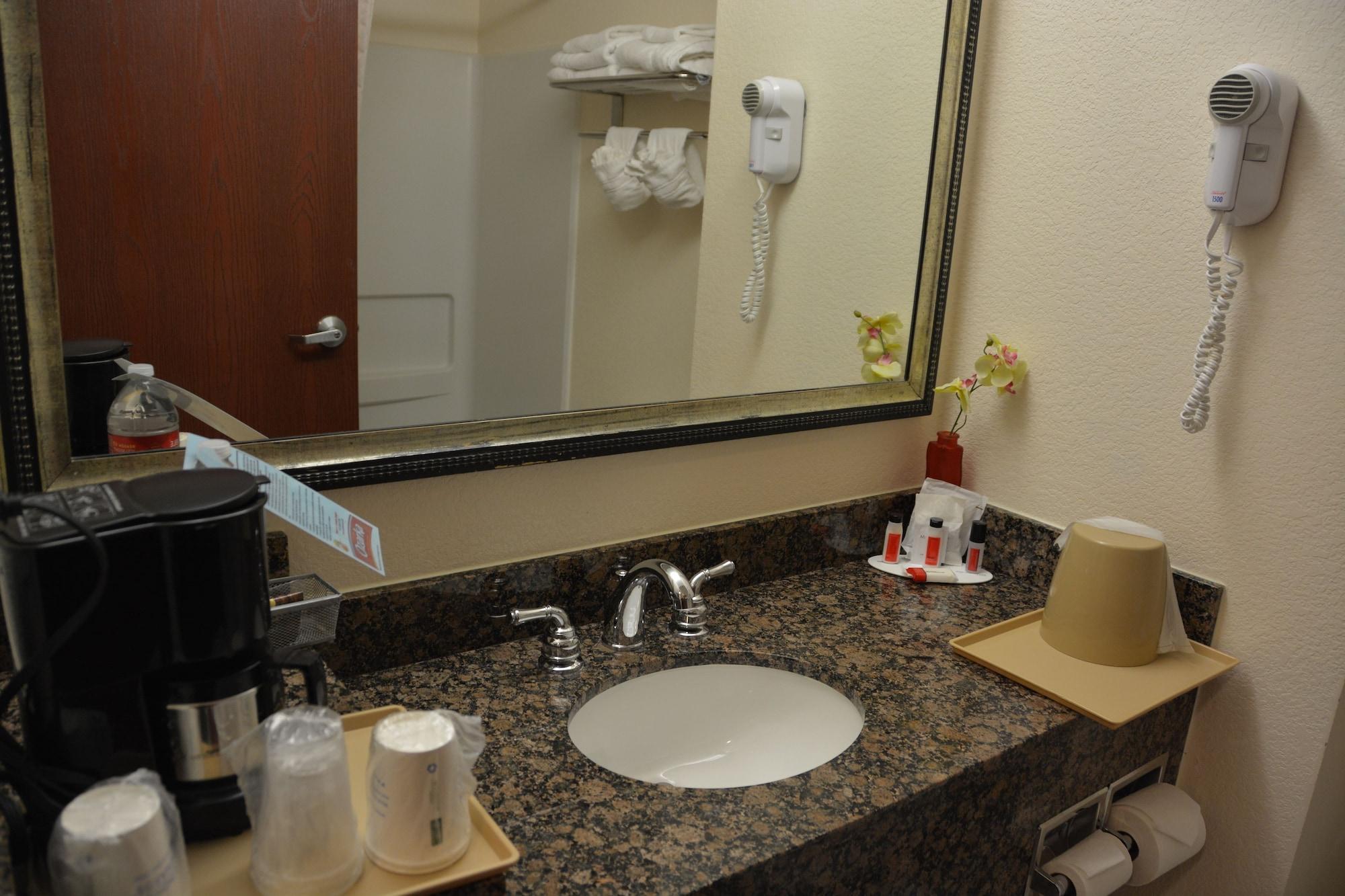 Super 8 By Wyndham Austin/Airport South Hotel Luaran gambar