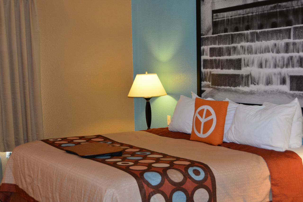 Super 8 By Wyndham Austin/Airport South Hotel Luaran gambar