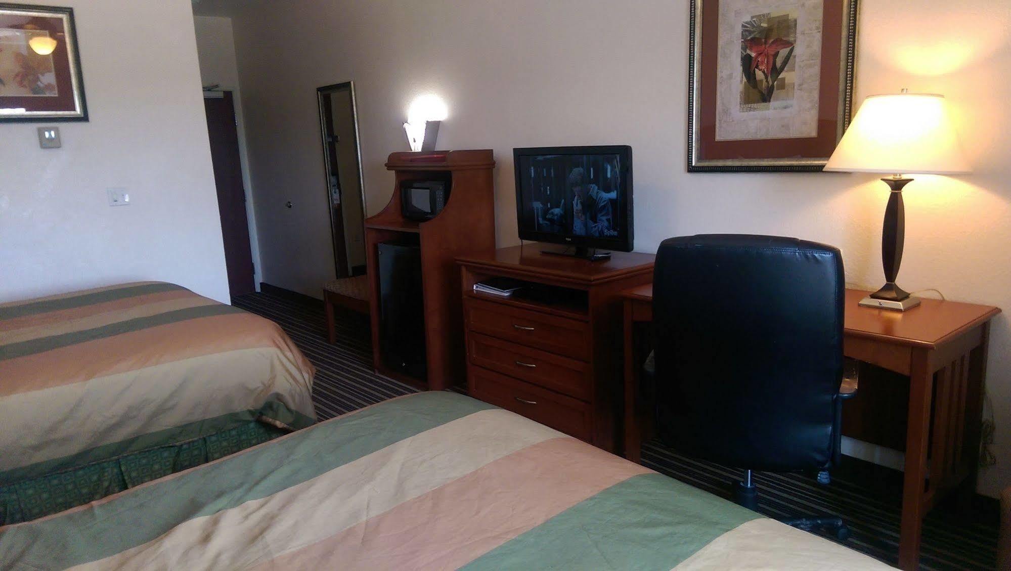 Super 8 By Wyndham Austin/Airport South Hotel Luaran gambar