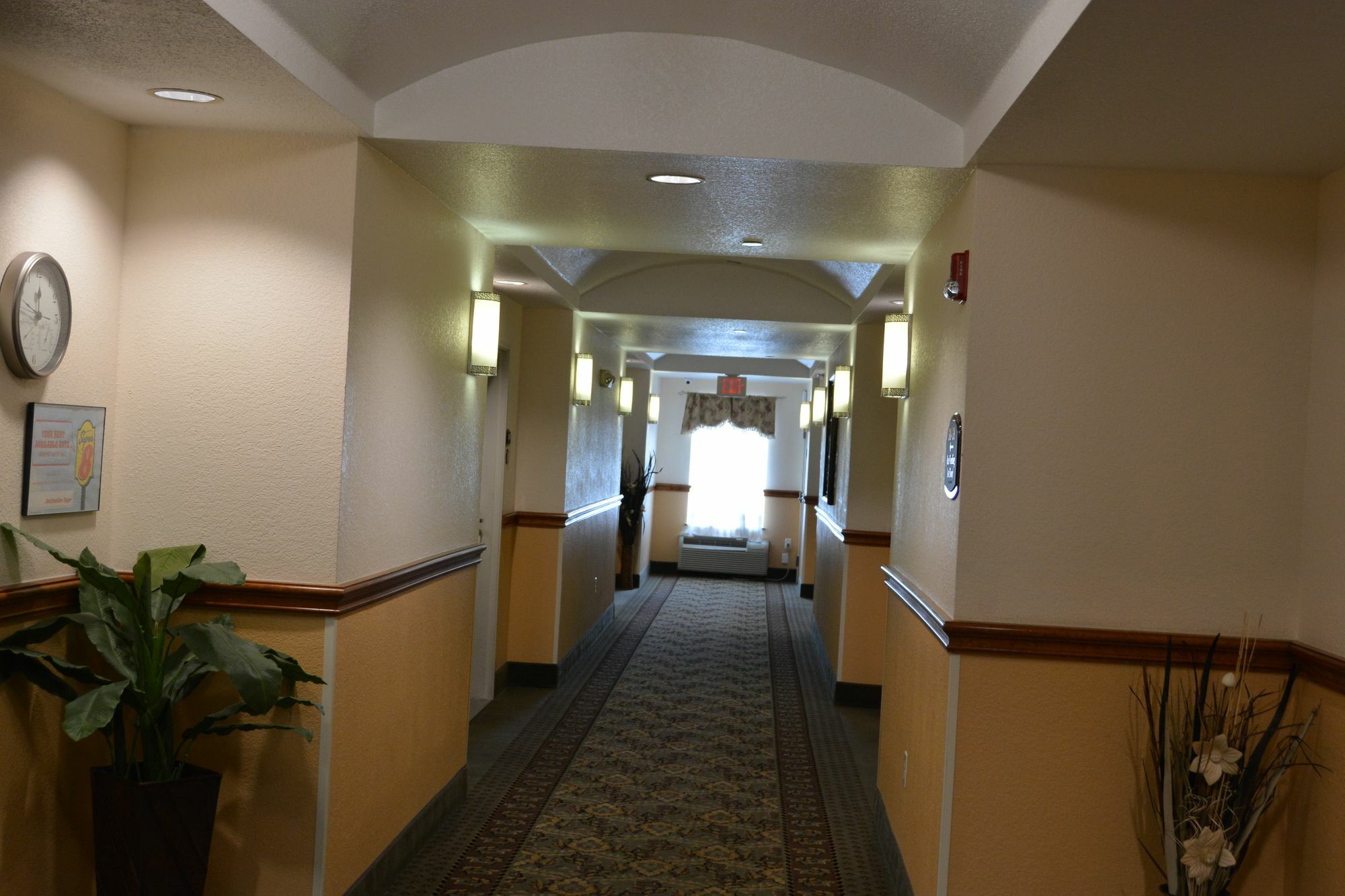 Super 8 By Wyndham Austin/Airport South Hotel Luaran gambar